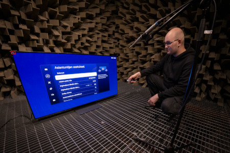 Allu_Preparing_TV_for_measurements Allu preparing television for audio measurements